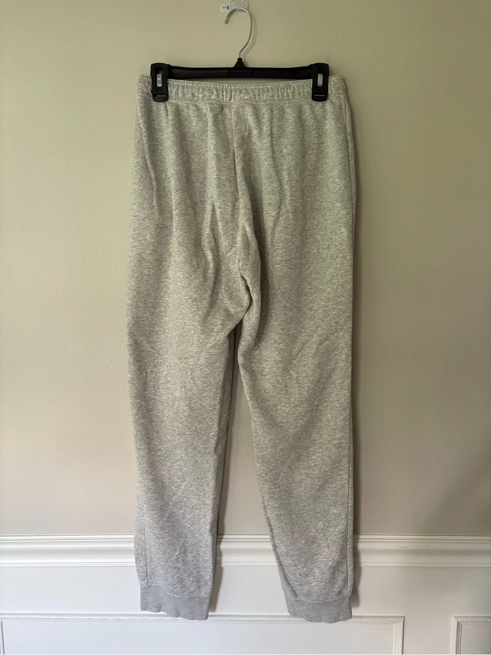 Nike Women’s Grey Fleece Jogger Pants Drawstring